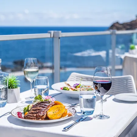 Aqua Natura Madeira 4* 포르투모니즈