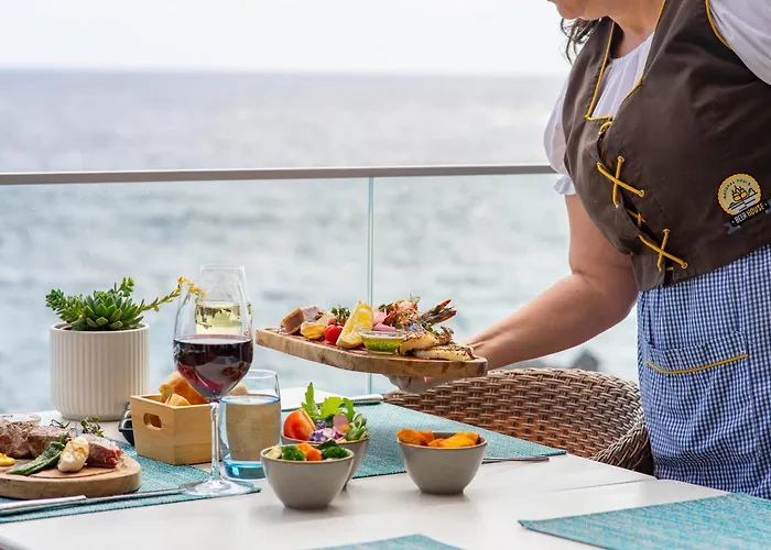 Hotell Aqua Natura Madeira 4*