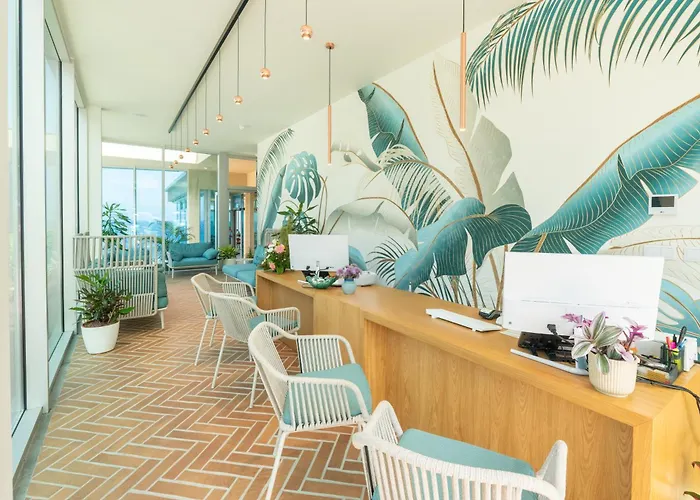 Aqua Natura Madeira 4*