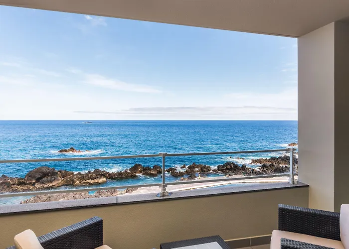 Hotell Aqua Natura Madeira