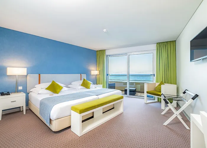 Hotell Aqua Natura Madeira 4*